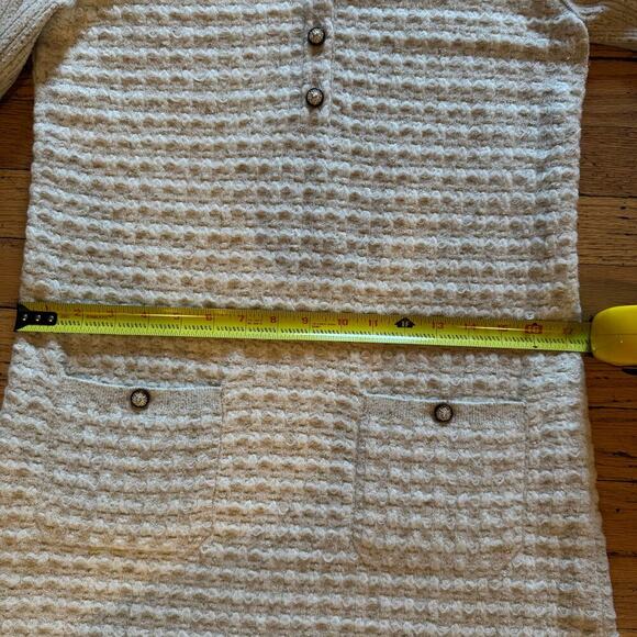 Chanel Button Neck Short Sleeve Ivory Knee Length Mini Dress FR 40 US 8 Knit - Picture 9 of 12